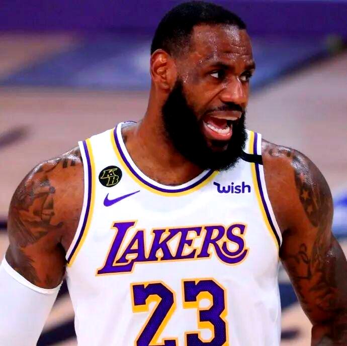 詹姆斯迎来七赛季高光表现,尤文图斯球迷沸腾!的简单介绍 詹姆斯迎来七赛季高光表现,尤文图斯球迷沸腾!的简单介绍